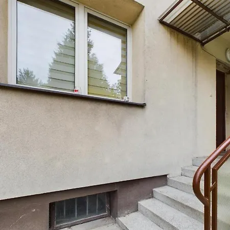 Appartamento W Garden & Parking Near Airport Varsavia